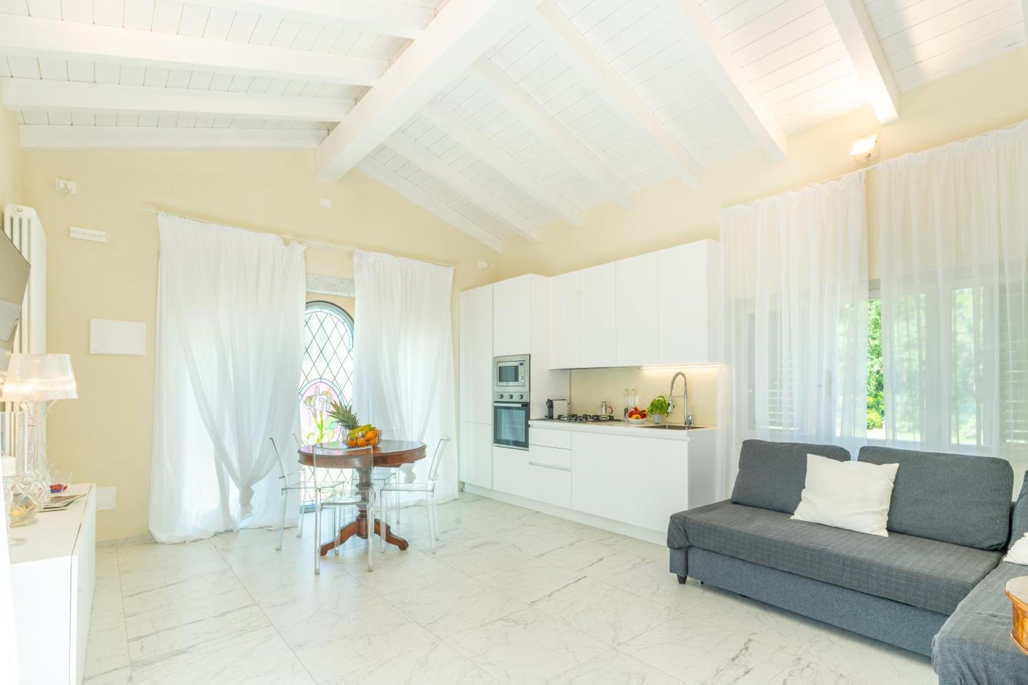 Villa Vittoria - Lusso Con Piscina, Tennis, Jacuzzi E Palestra Lucca Exterior photo