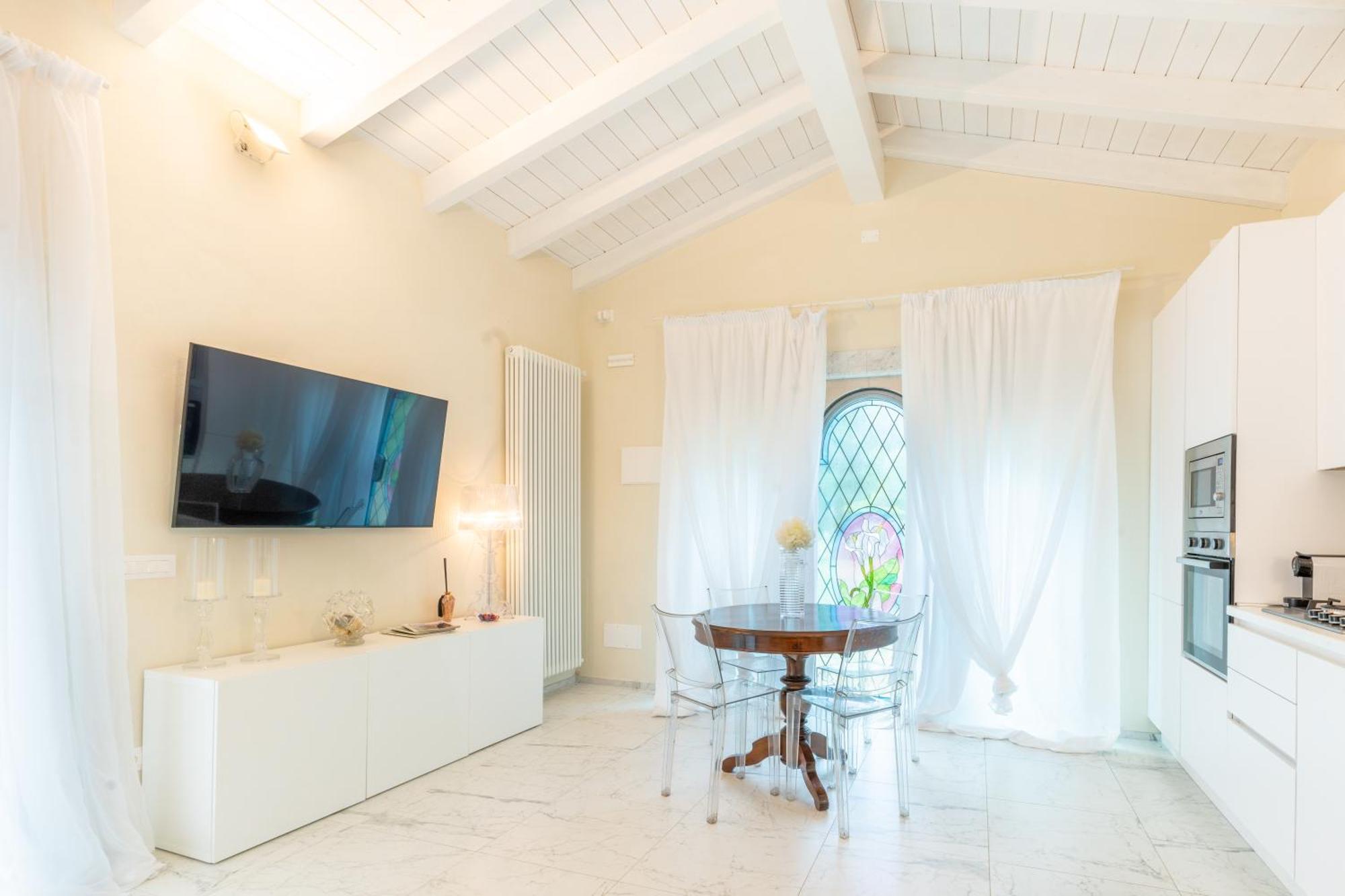 Villa Vittoria - Lusso Con Piscina, Tennis, Jacuzzi E Palestra Lucca Exterior photo
