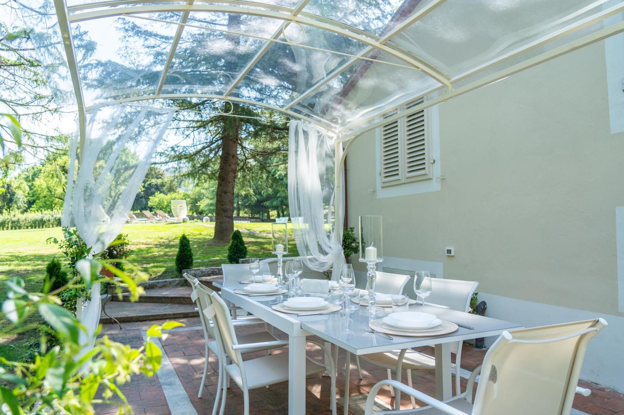 Villa Vittoria - Lusso Con Piscina, Tennis, Jacuzzi E Palestra Lucca Exterior photo