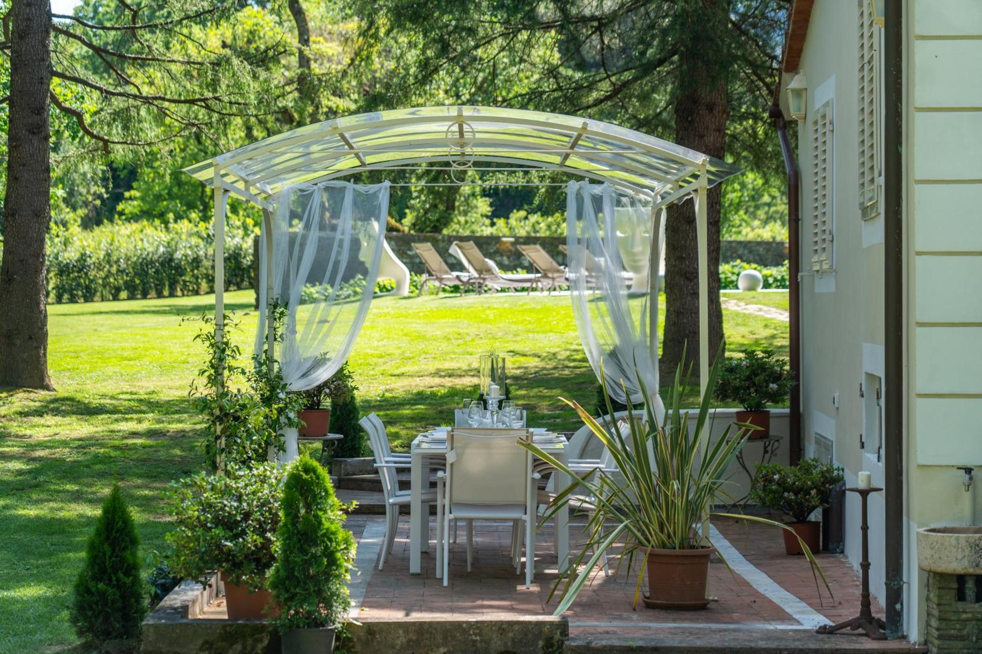 Villa Vittoria - Lusso Con Piscina, Tennis, Jacuzzi E Palestra Lucca Exterior photo