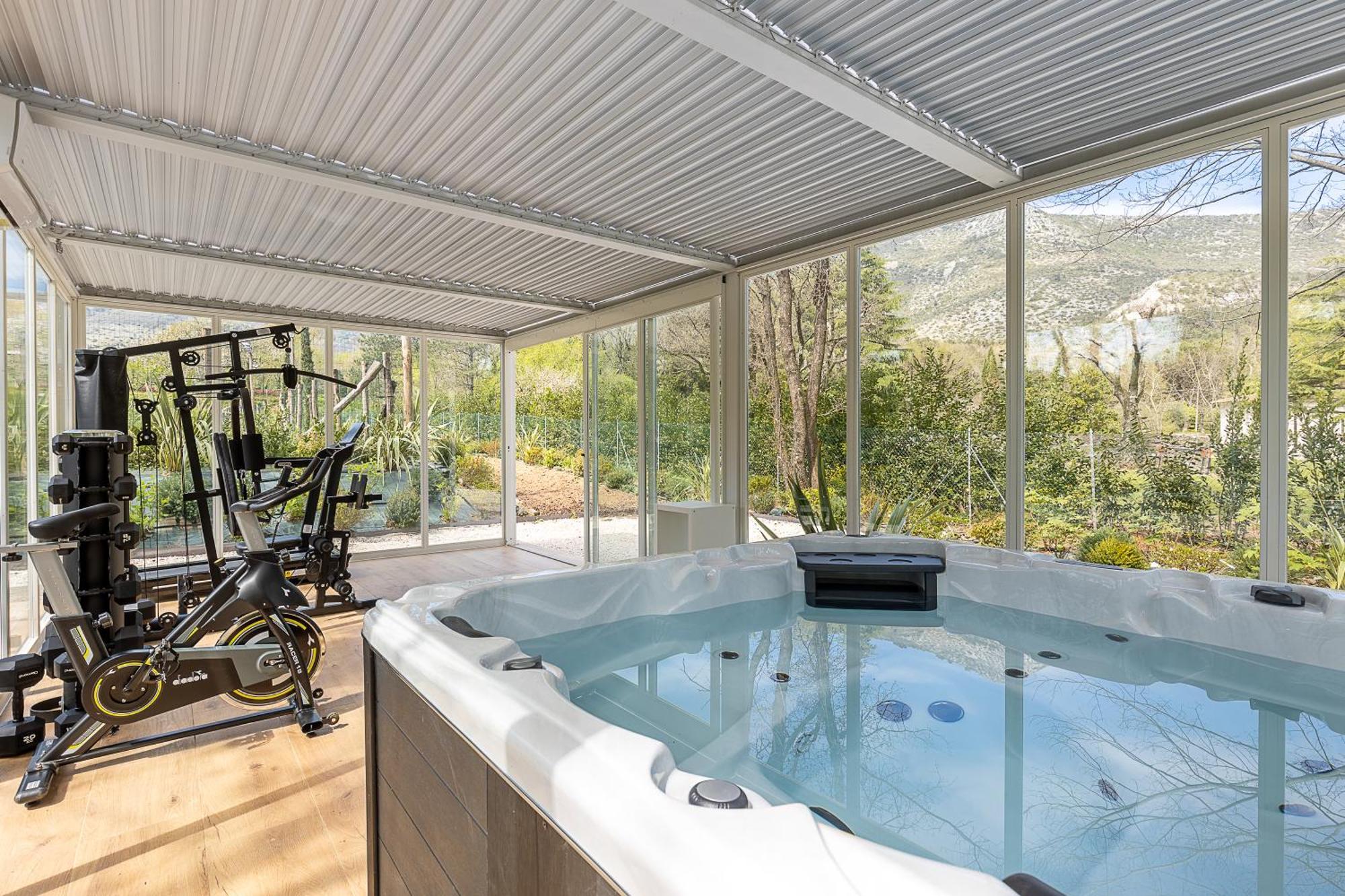 Villa Vittoria - Lusso Con Piscina, Tennis, Jacuzzi E Palestra Lucca Exterior photo